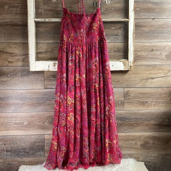 LANE BRYANT Ladies Floral Paisley Print Smocked Halter Style Maxi Dress Size 14 - Picture 7 of 10